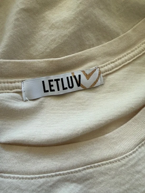 Letluv Anthropologie Horse Graphic Boyfriend Tee — Size Large - Picture 7 of 8